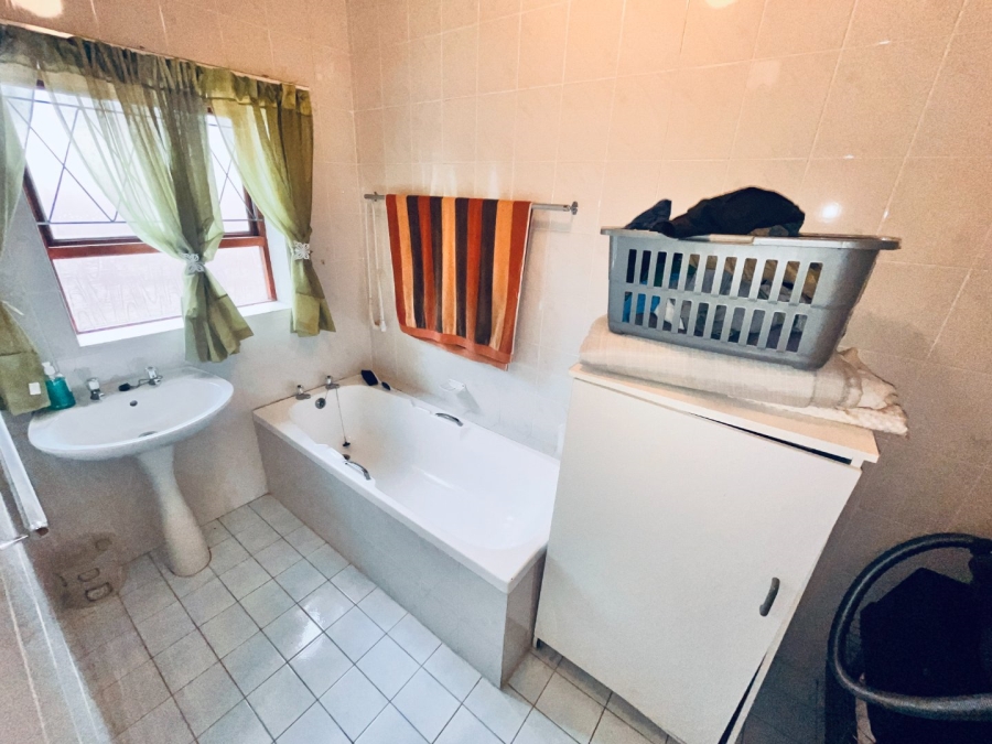 2 Bedroom Property for Sale in Noorsekloof Eastern Cape